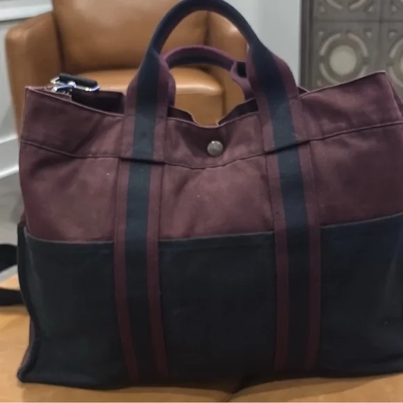 Hermes Paris Fourre Tout Burgundy and Black Tote Bag 16.75x11.5 - Picture 2 of 11